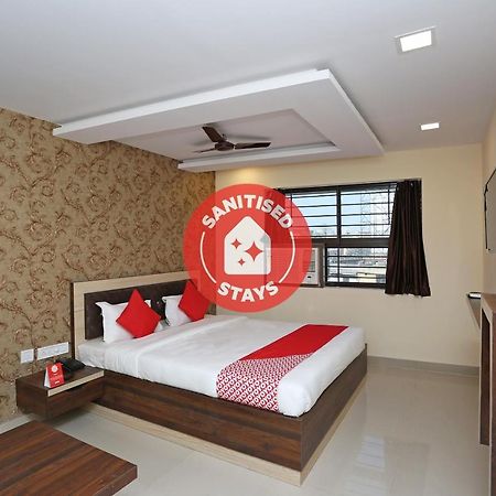 Oyo Flagship 11549 Crystal Inn Jamshedpur Buitenkant foto